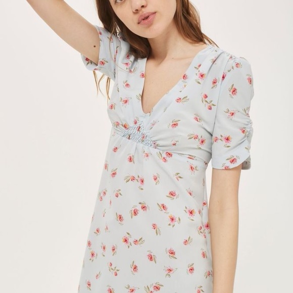 Topshop Dresses & Skirts - Topshop Baby Blue Floral Tea Dress